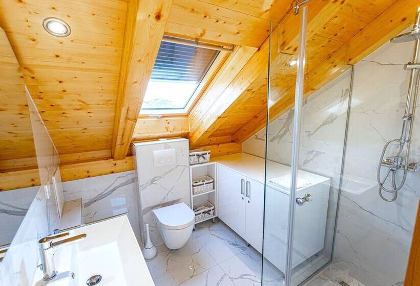 Pensão L U X E Split Luxury Rooms