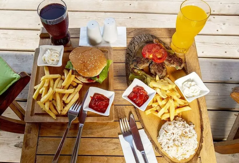 בית מלון כפרי Alacati Villa Renk