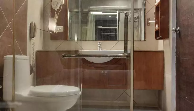 Отель Allseason