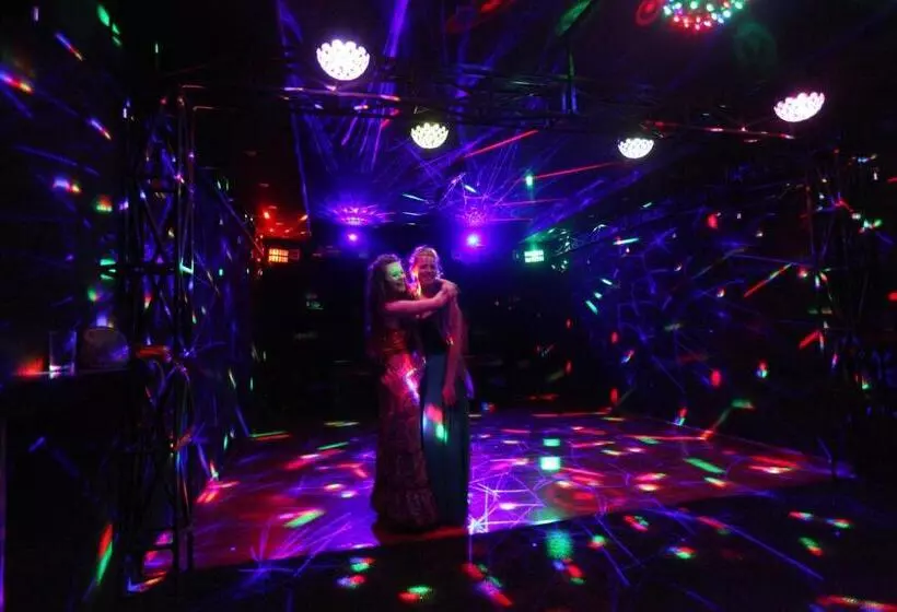 Отель Allseason