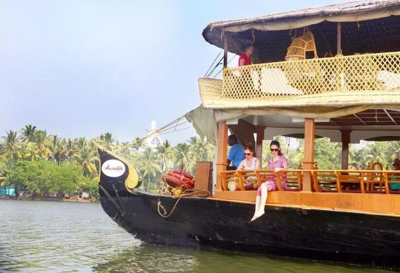 Отель Allseason