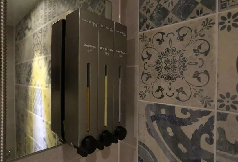 בית מלון כפרי Blanc