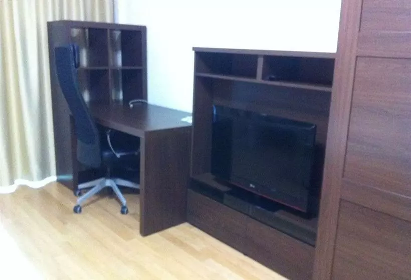 هتل Hanjin Navoi Complex