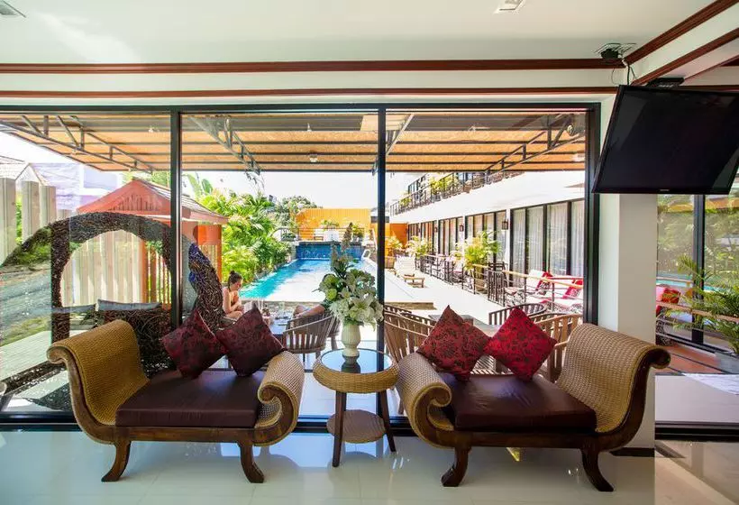 Отель Z&z House