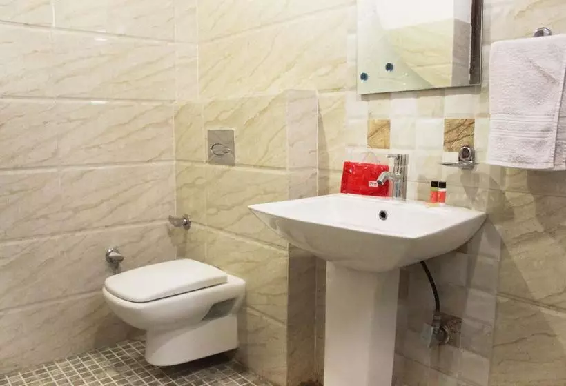 ホテル Oyo Rooms Jindal Chowk