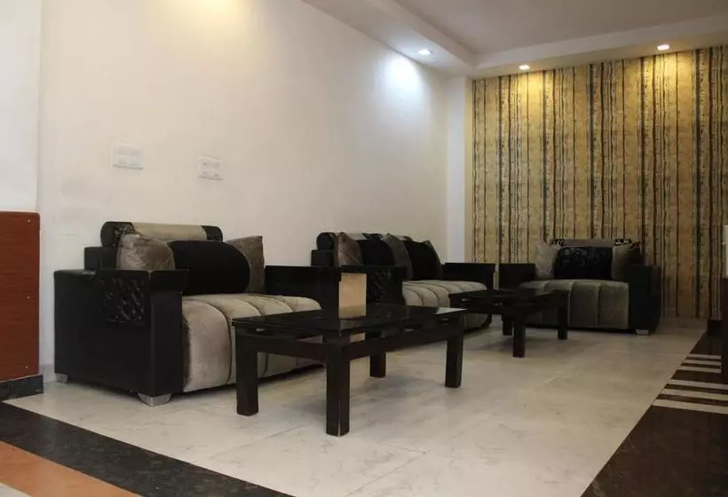 ホテル Oyo Rooms Jindal Chowk