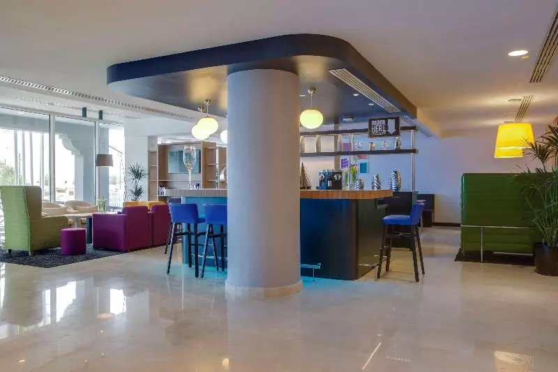 هتل Park Inn By Radisson Dammam