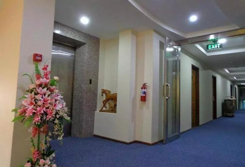 هتل Royal Khattar