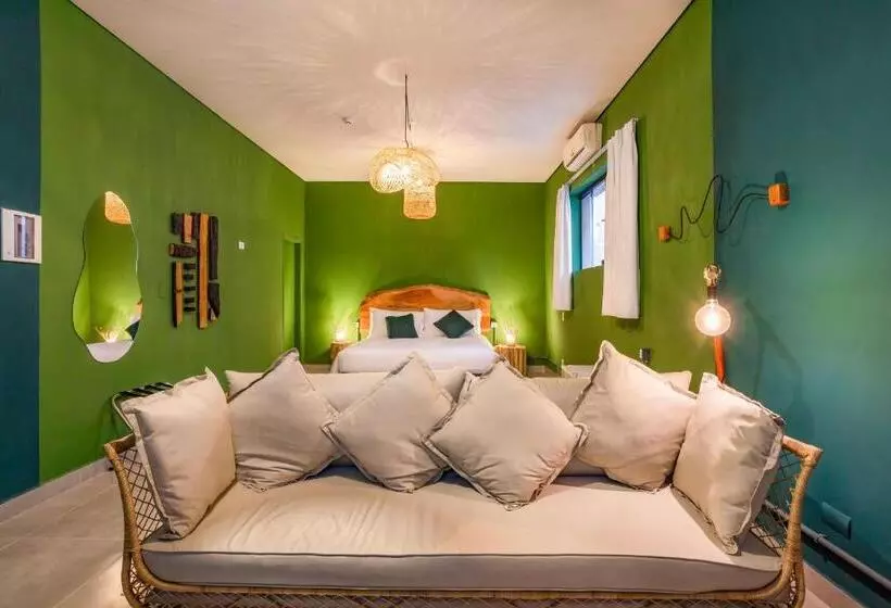 ホテル The Garden Promenade Bonito