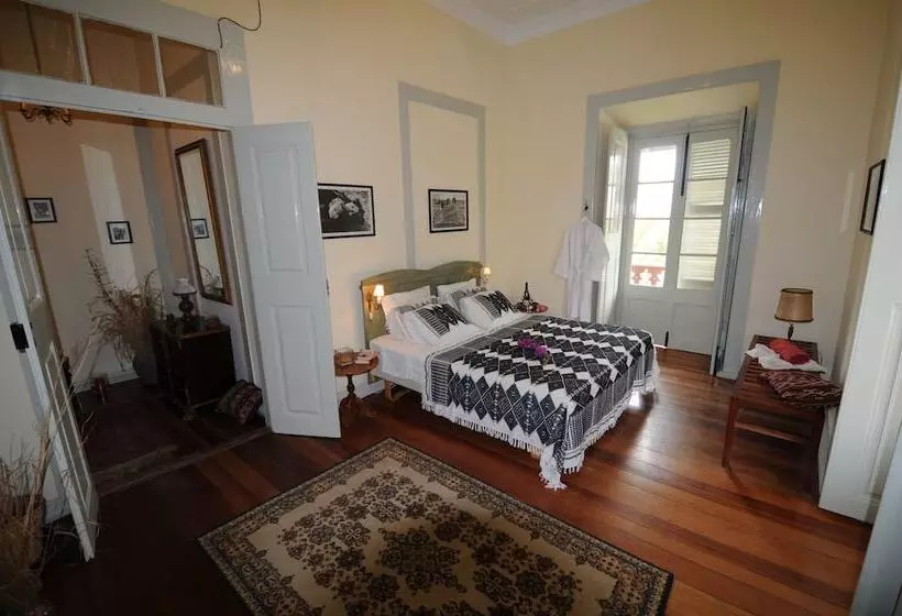 هتل The Colonial Guest House