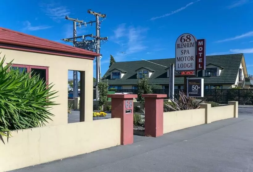 מוטל Blenheim Spa Motor Lodge