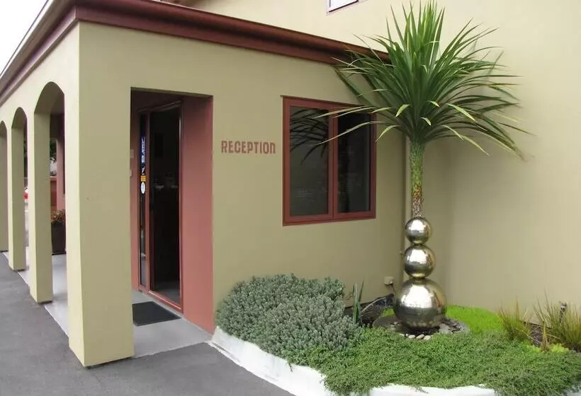 מוטל Blenheim Spa Motor Lodge