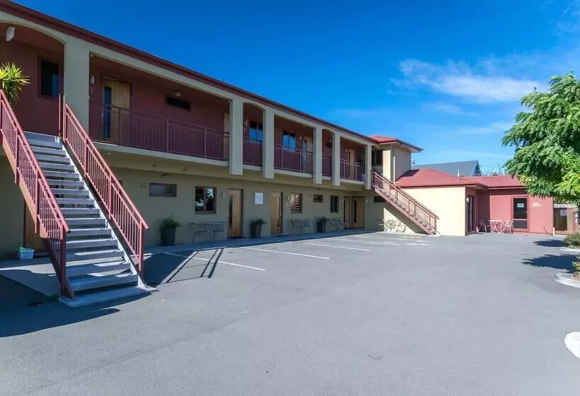 מוטל Blenheim Spa Motor Lodge