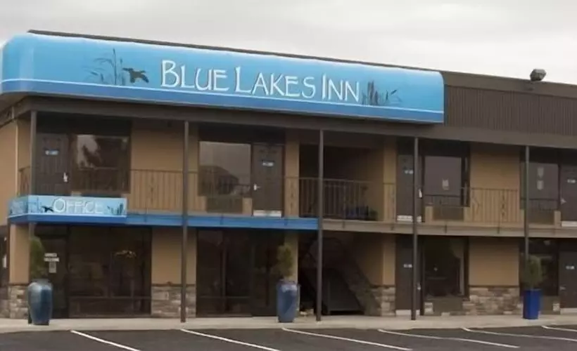 汽车旅馆 Blue Lakes Inn & Extended Stay