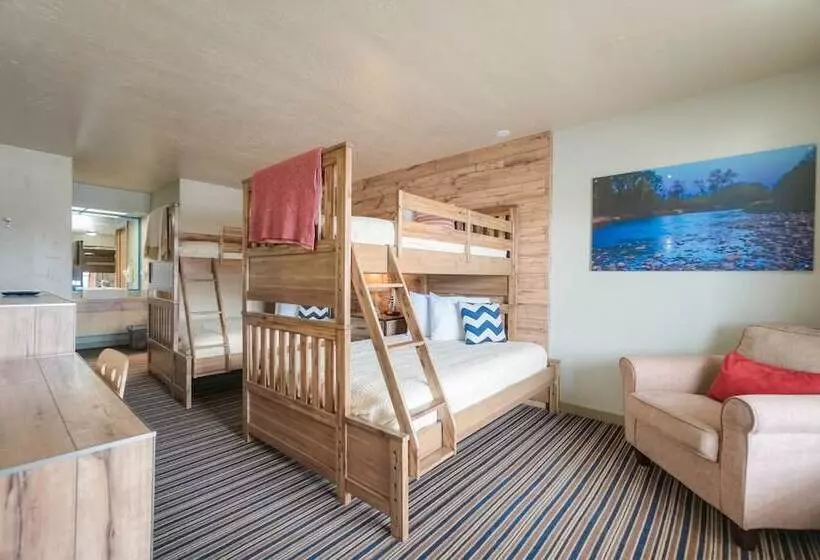 汽车旅馆 Blue Lakes Inn & Extended Stay