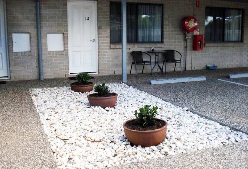 汽车旅馆 Oakey Motor Inn