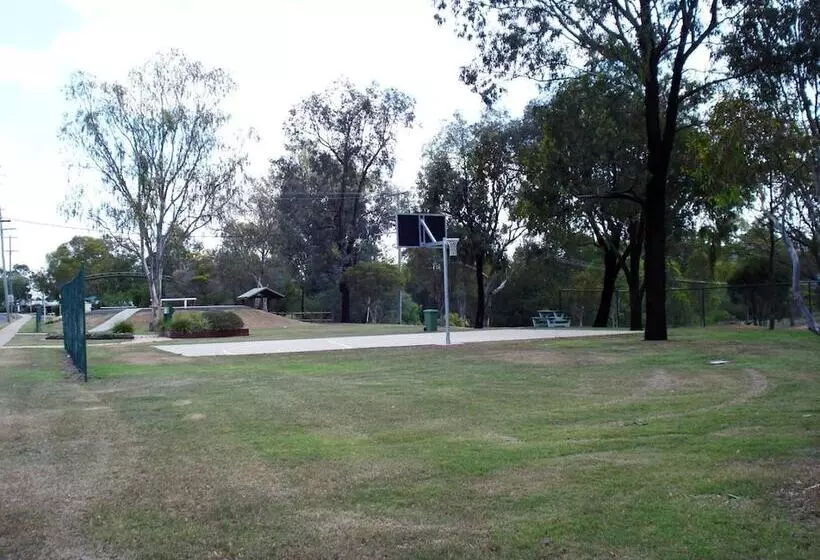 Мотель Oakey Motor Inn