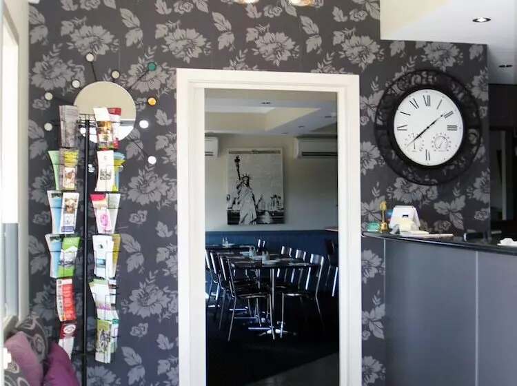 Мотель Oakey Motor Inn