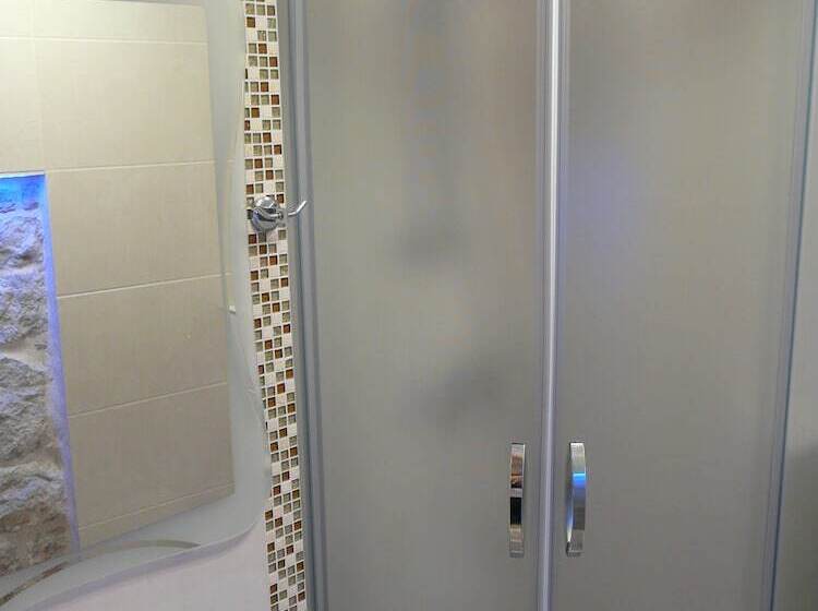 بنسيون House Sandra