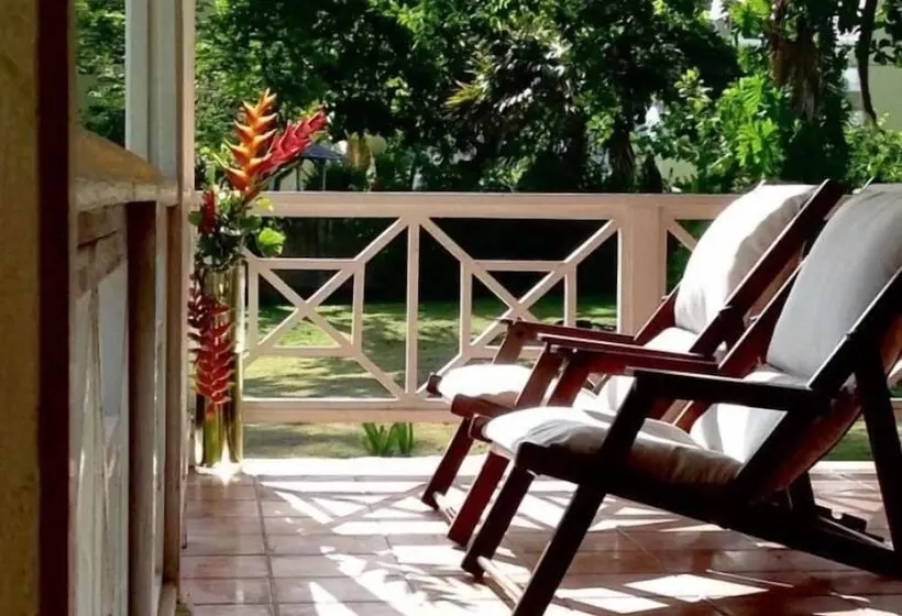 تختخواب و صبحانه Mansfield House