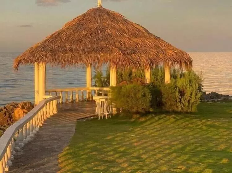 تختخواب و صبحانه Mansfield House