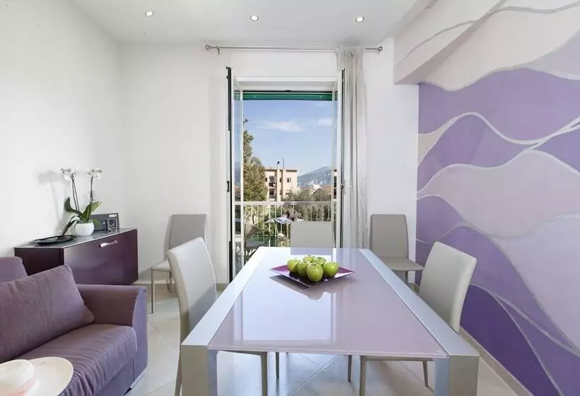 Estate4home  L Onda Viola