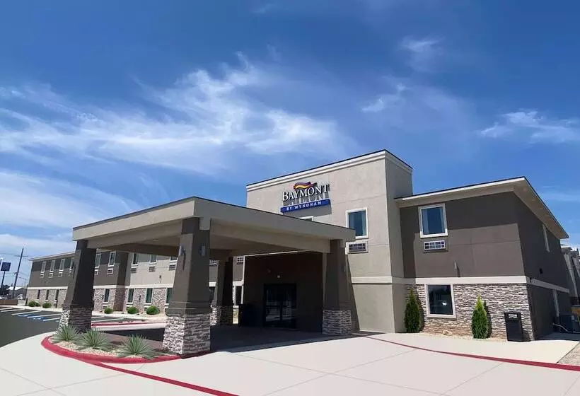 هتل Baymont By Wyndham Carlsbad Nm