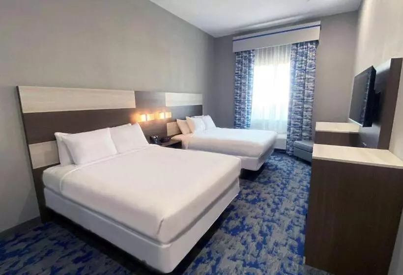 هتل Baymont By Wyndham Carlsbad Nm