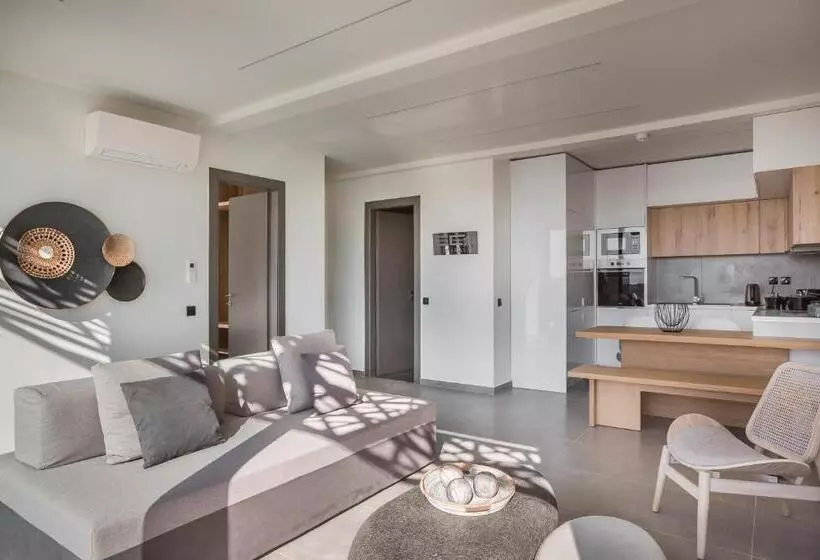 Hotelli Erolidae Villas