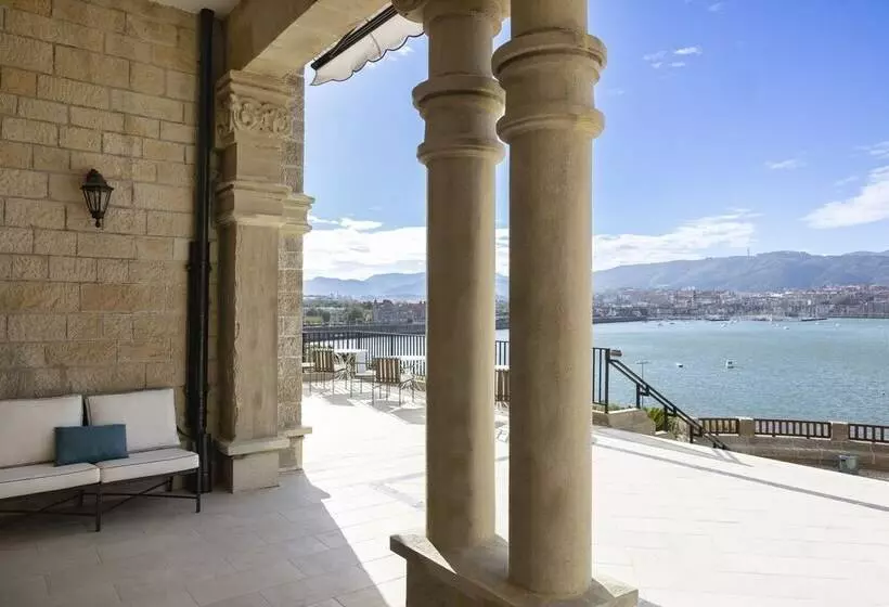 Hotelli Palacio Arriluce