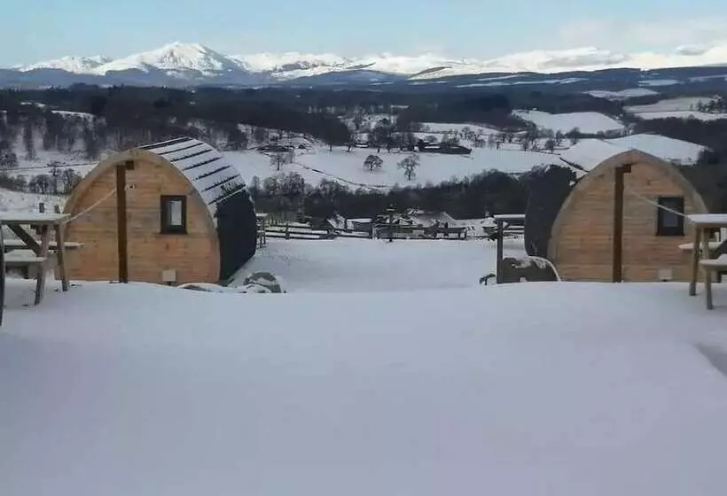 هتل روستایی The Arns Glamping Pods