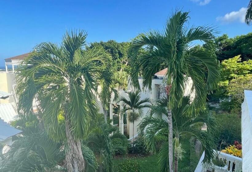 Humming Bird Holiday Retreat