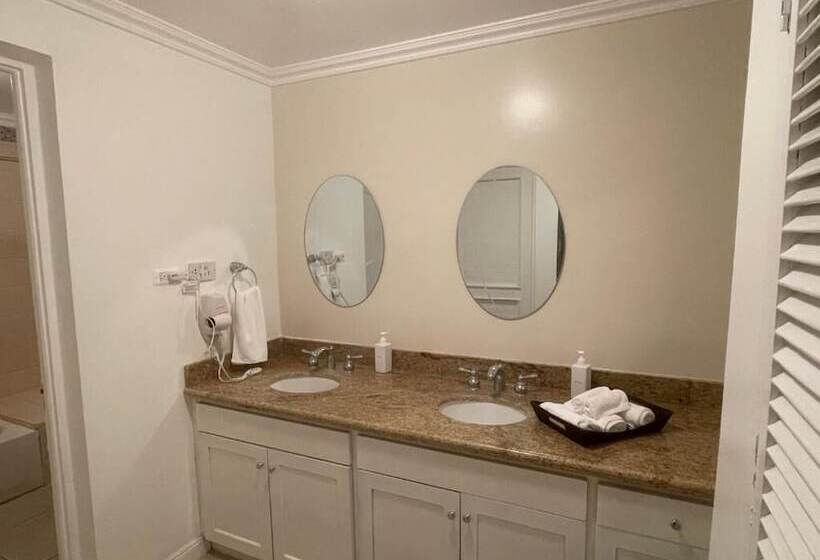 Humming Bird Holiday Retreat