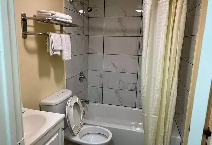 Motelli Americas Best Value Inn San Antonio Airport South