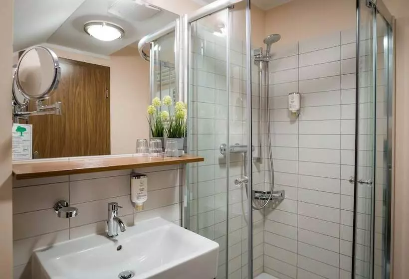 Point Hotel Apartments & Rooms