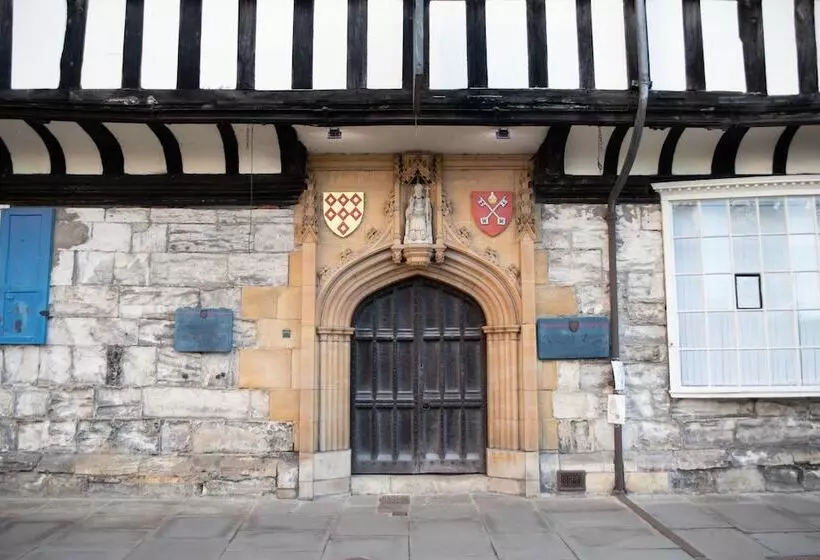 اقامتگاه York Minster 3 Bed Sleeps 6 Fireplace Free Parking
