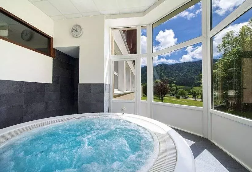 Lomakeskus L Escandille Village Vacances