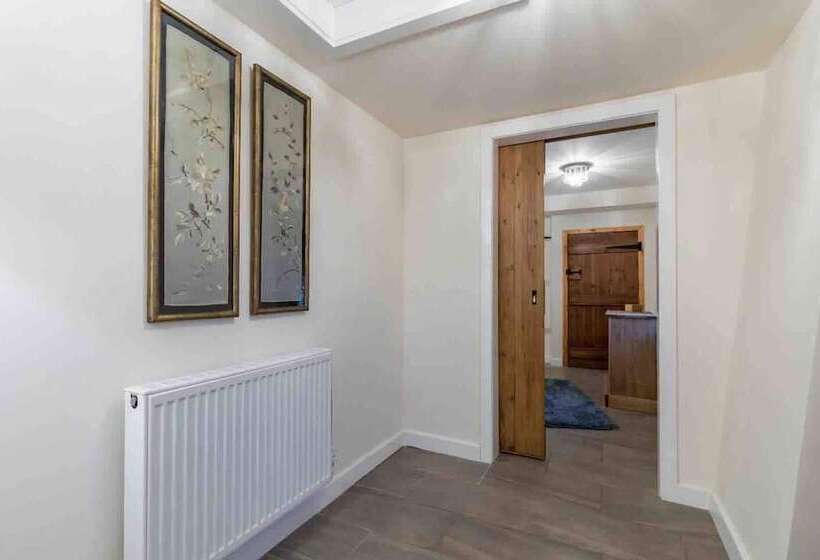 The Stables At Brambles Farm