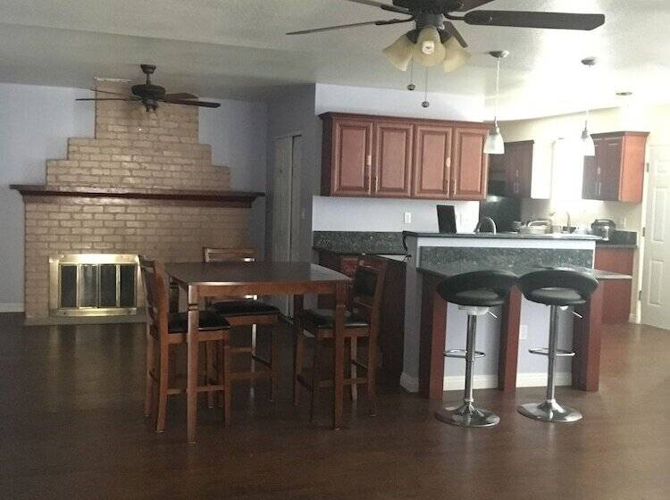 Bed and Breakfast 7767 Sweet Rnch Cir