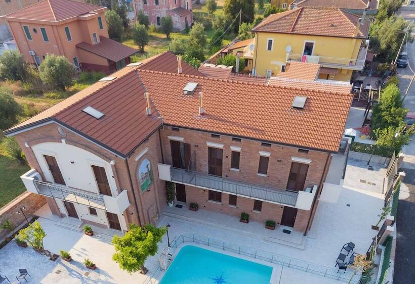 مبيت وإفطار Villa Vimani