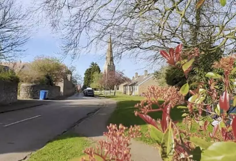 Fully Detached Cottage House Loddington Kettering