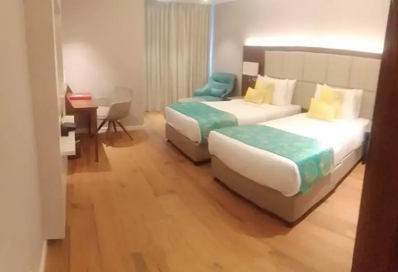 ホテル Aiden By Best Western Vagator Goa