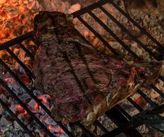 هتل Arthaus Megève