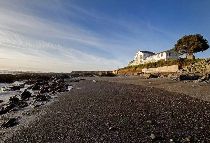 Hotelli Black Sands Inn