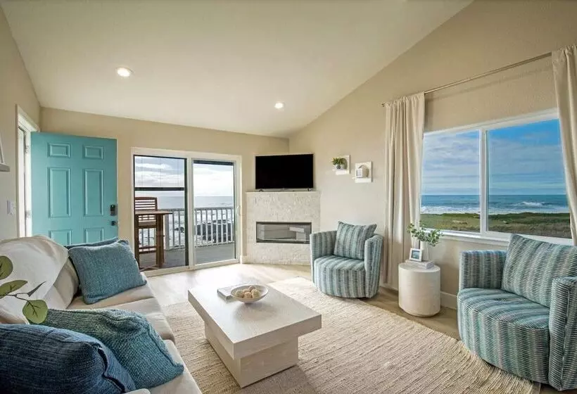 Hotelli Black Sands Inn