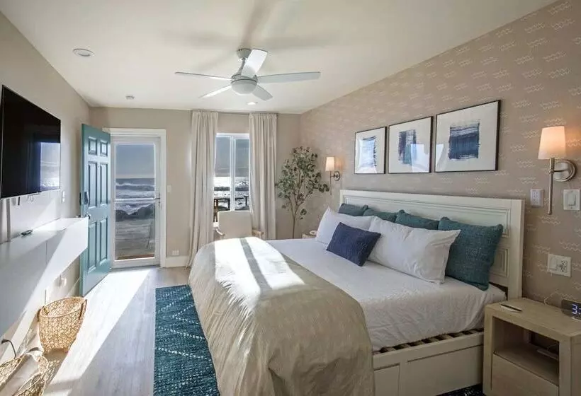 Hotelli Black Sands Inn