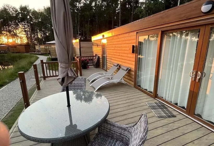 Hotelli Cedar Boutique Lodge Dog, Fishing And Spa Access