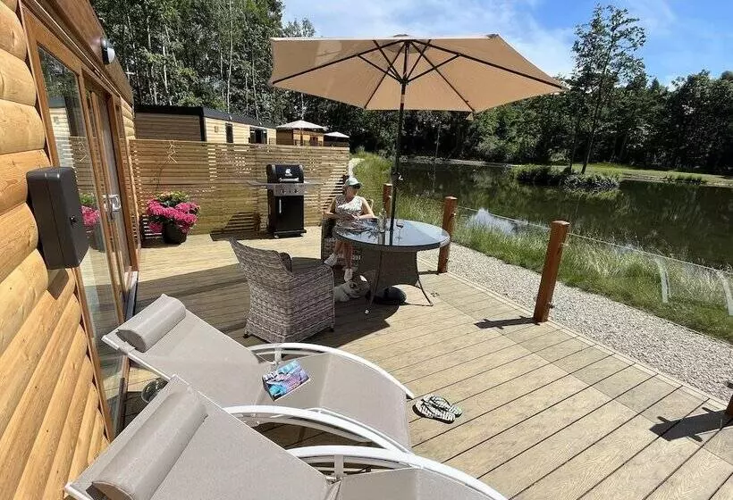 Hotelli Cedar Boutique Lodge Dog, Fishing And Spa Access