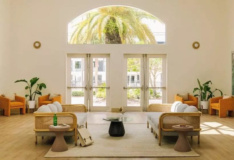 Hotelli Sonder Cirrus