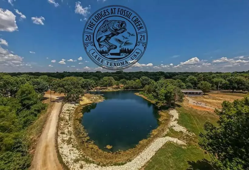 Hotelli Waterfront Lodge   4 Bedroom Lodge By The Lodges At Fossil Creek